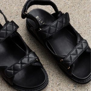 PETAL + PUP ║  BLACK ZORA FLATS